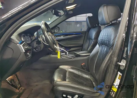 2018 BMW M550Xi z USA, uszkodzony, nr VIN WBAJB9C56JB035395